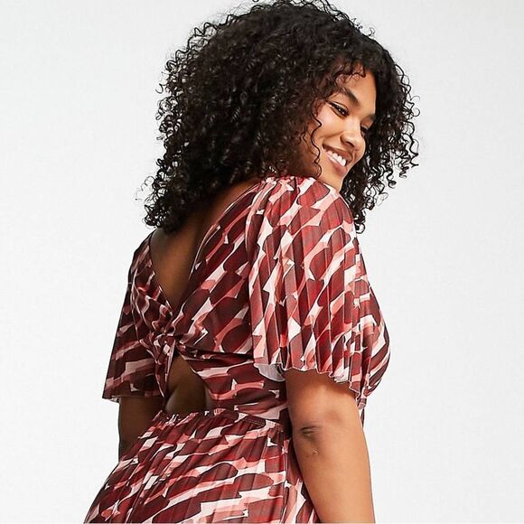 ASOS DESIGN Curve pleated twist back midi dress in abstract smudge print - Picture 15 of 15